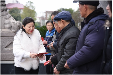 走訪慰問貧困戶 春節(jié)關懷暖人心